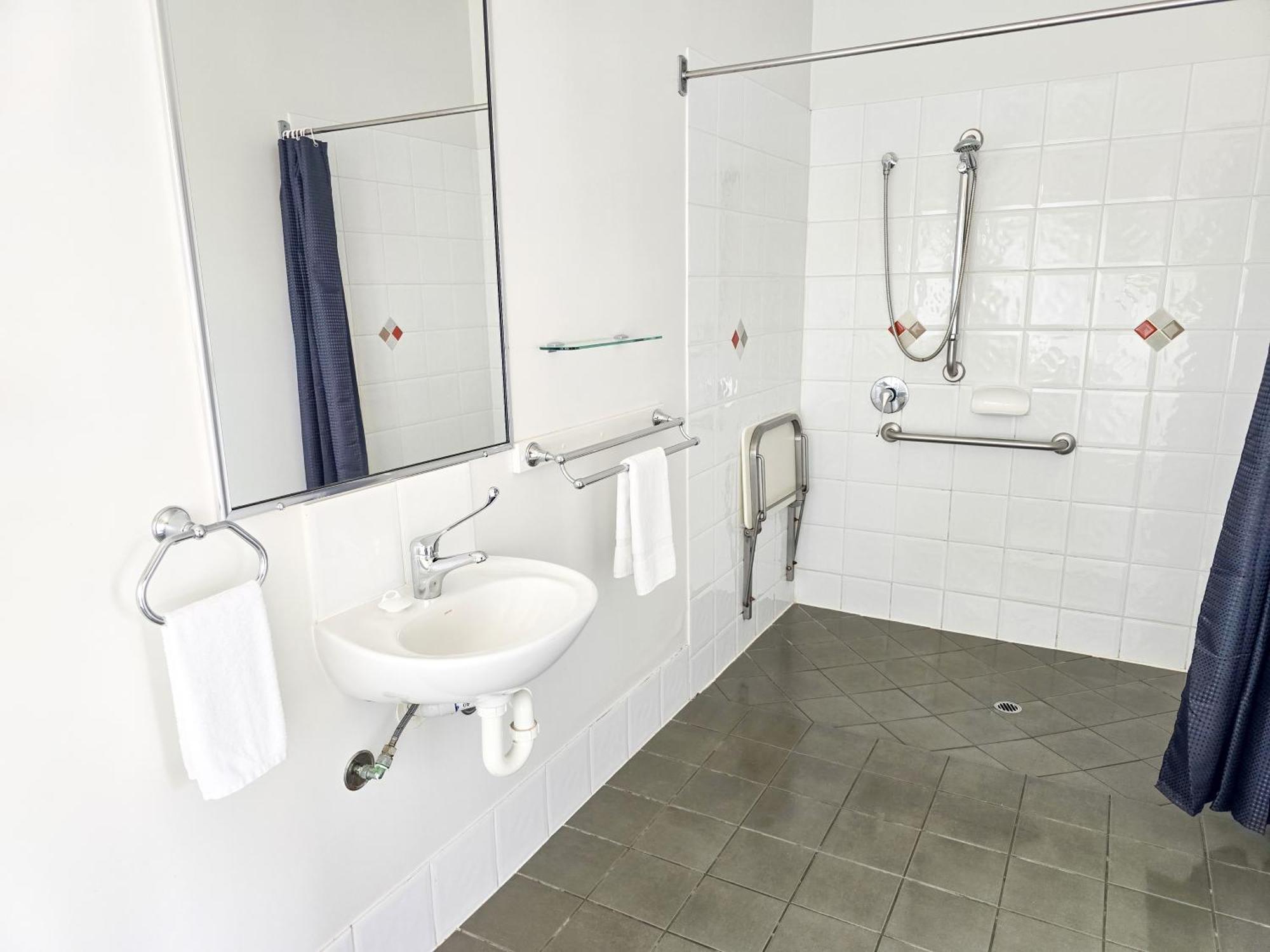 Ascot Lodge Motor Inn Kingaroy Esterno foto