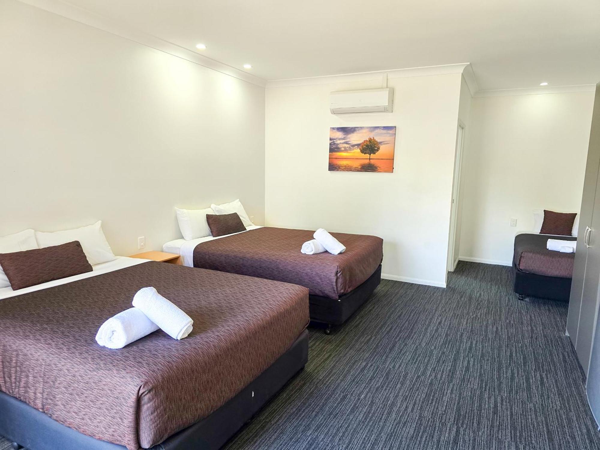 Ascot Lodge Motor Inn Kingaroy Esterno foto