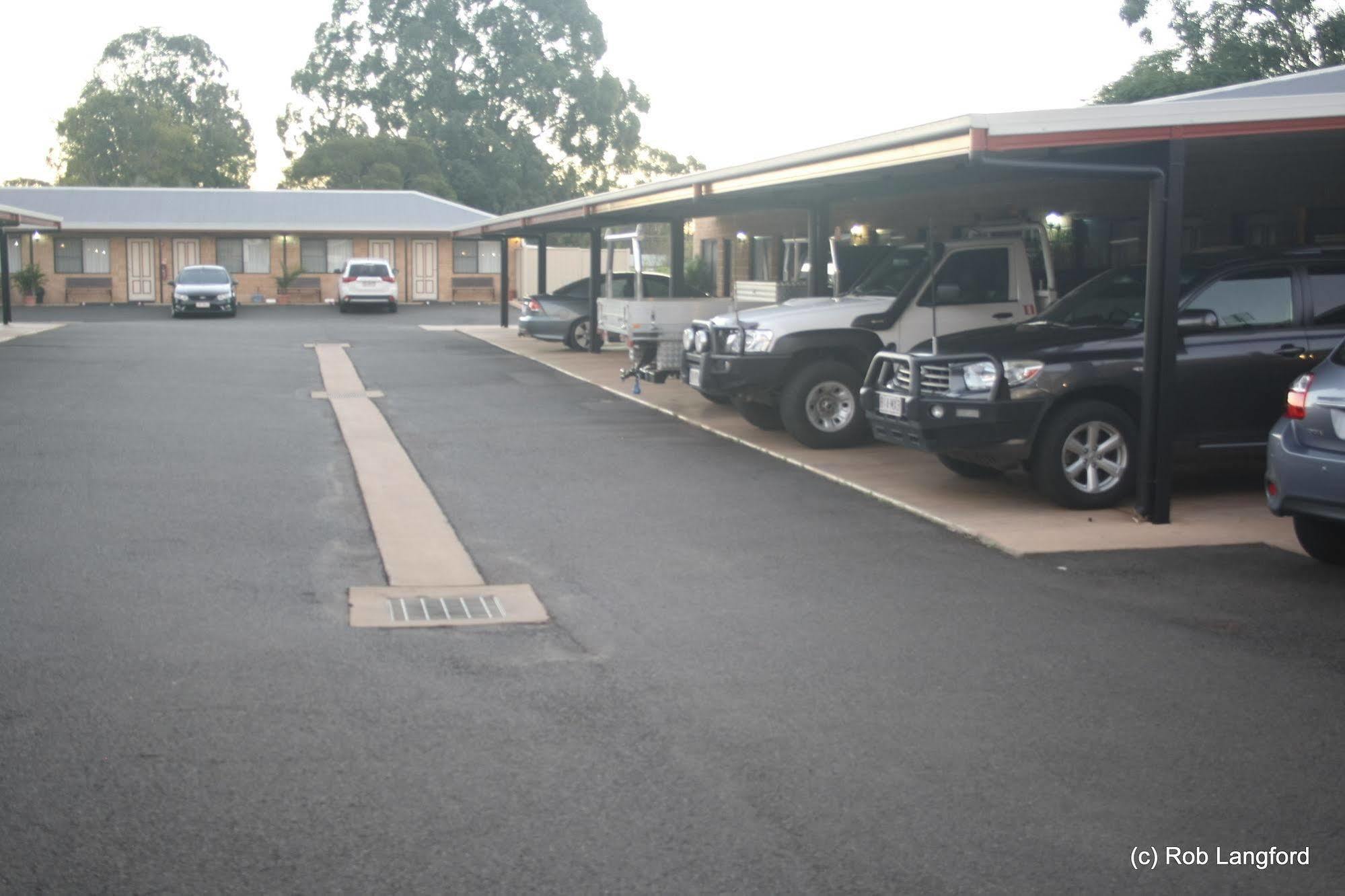 Ascot Lodge Motor Inn Kingaroy Esterno foto